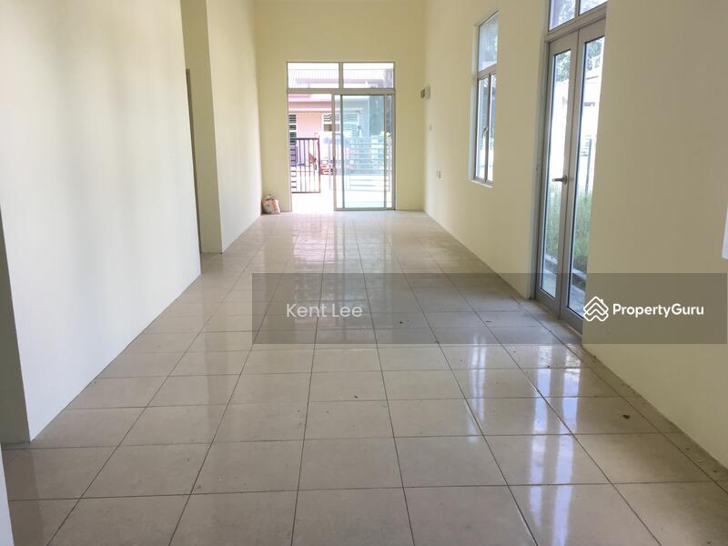 Untuk Dijual - PEMAJU: FULL Loan REBAT 38K CASH Back 5K 20x64 4 Bilik FREEHOLD FREE Legal Pulau Indah Sg Kembong